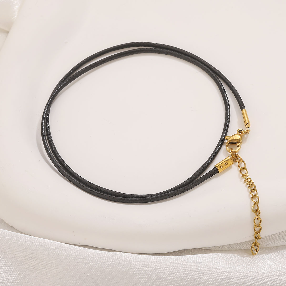 Collier en cordon de cuir avec - Leatherwork Diy avis et prix
